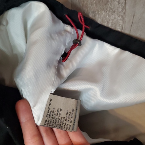 Rainforest Men's Black Jacket. Waterproof. Windproof. Men Size M. - Picture 5 of 14